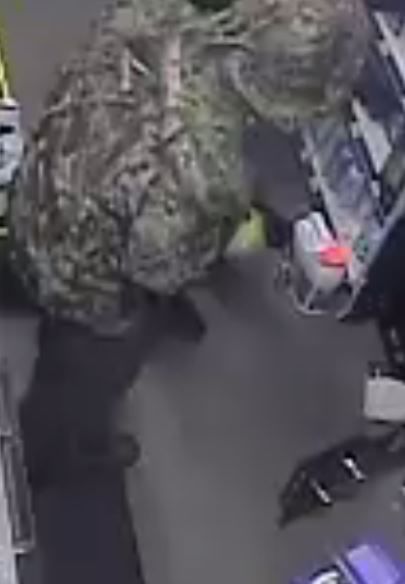 Possible robber at Reidsville Dollar General on Friday (2)
